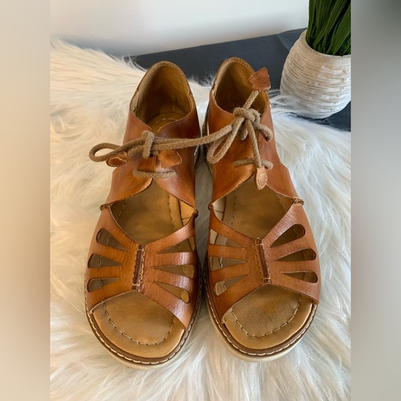 Pikolinos Tan Leather Butterfly Sandal SZ: EU37 - Picture 3 of 8